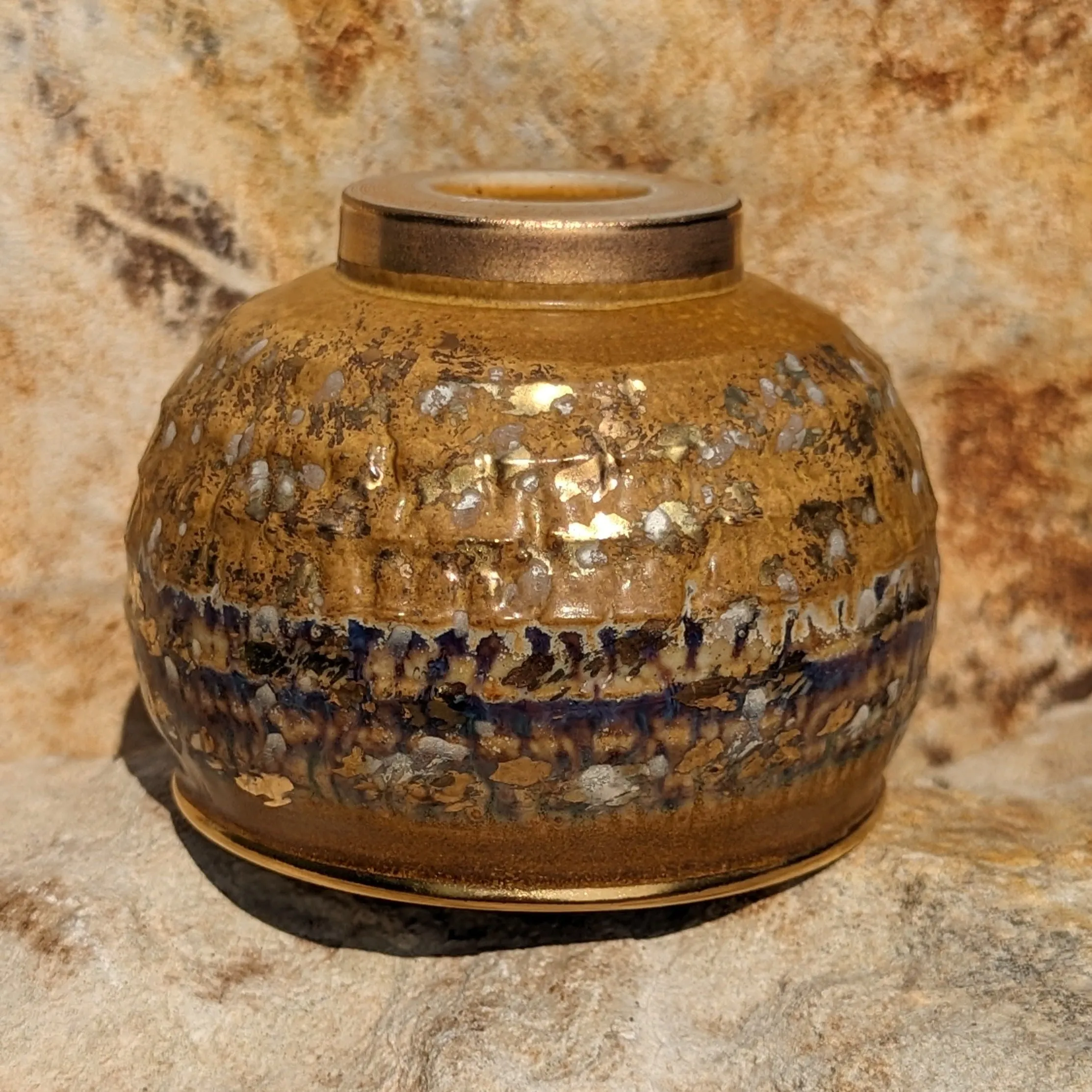 Gold Flecks Sparkle and Swirl Tea Cup