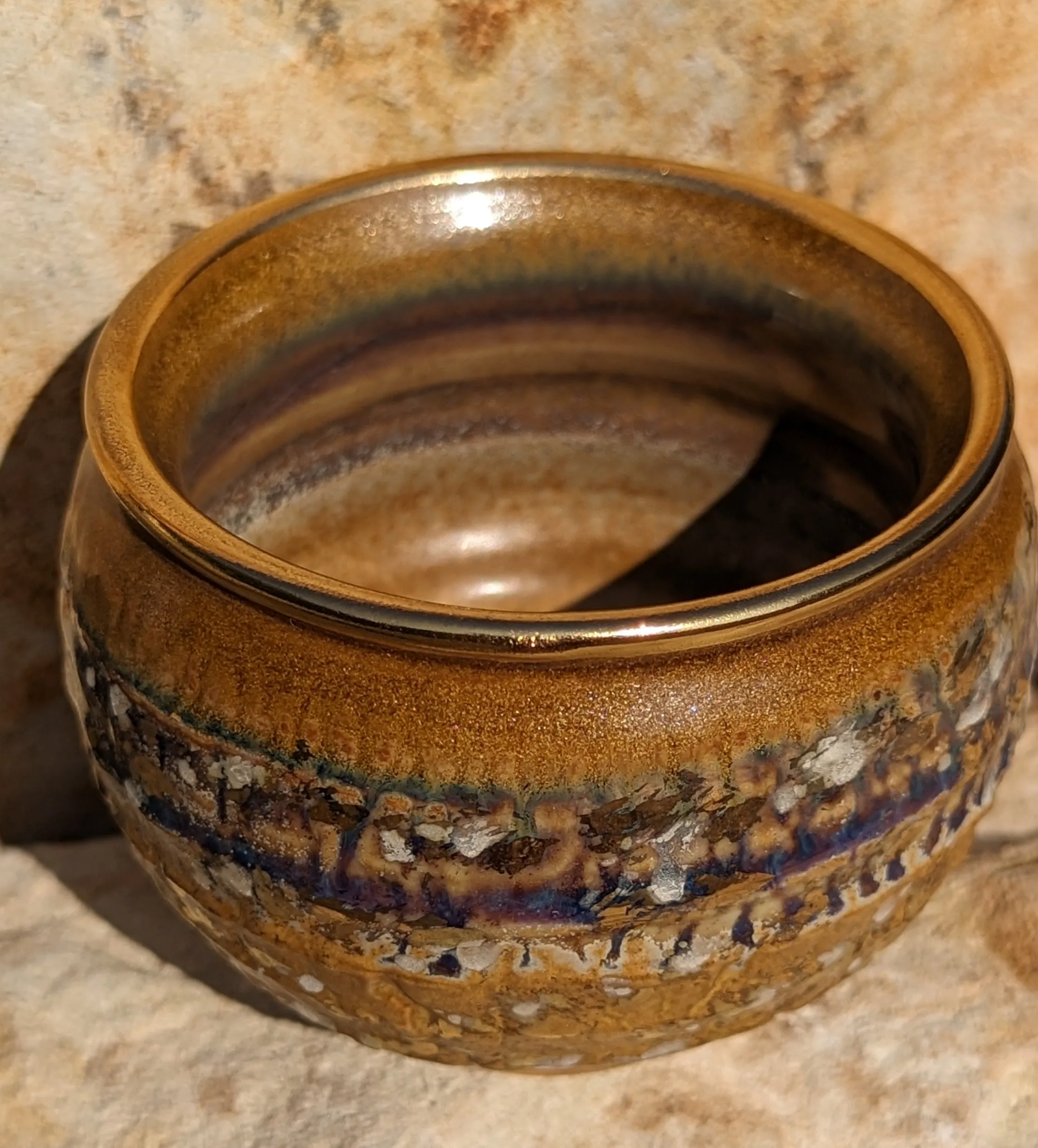 Gold Flecks Sparkle and Swirl Tea Cup