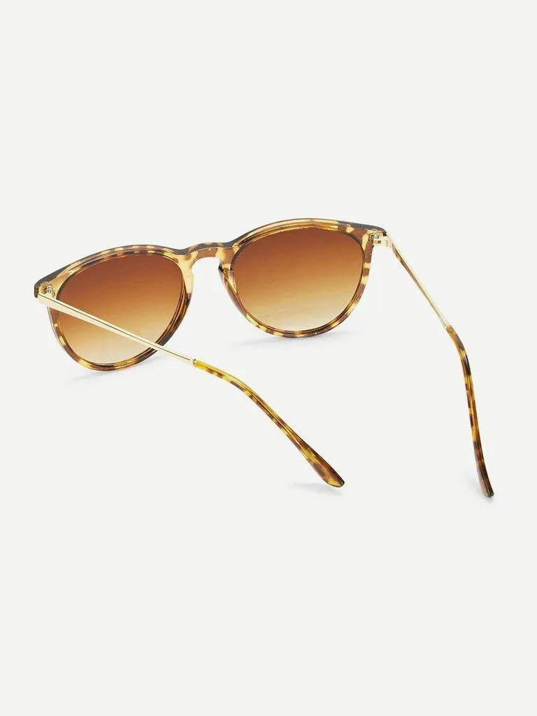 Leopard Frame Flat Lens Sunglasses